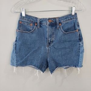 Madewell shorts size 26 raw hem mid wash high waist pockets